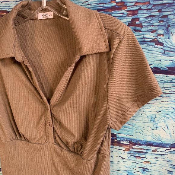 Ardene Short Sleeved Polo Crop Top - Picture 4 of 5